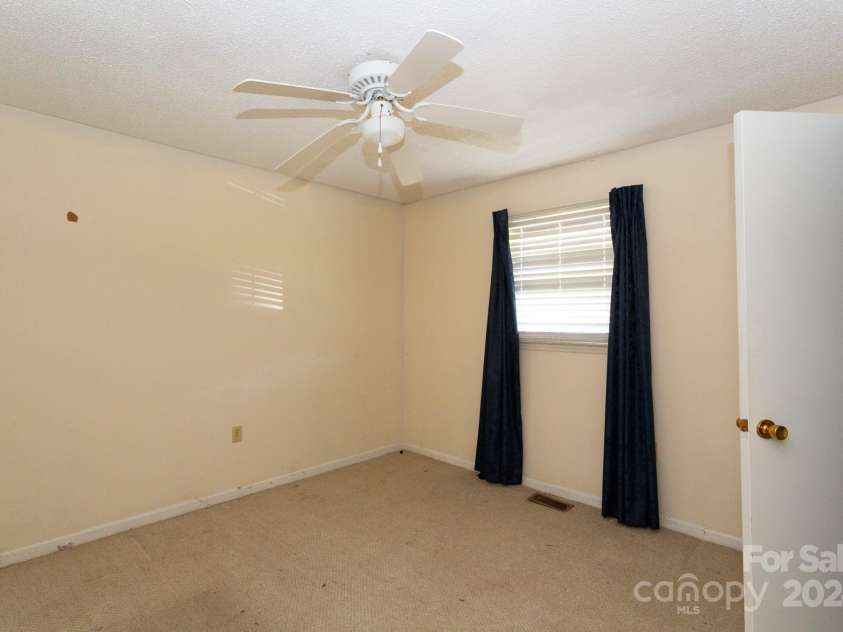 128 Ridgeway Court, Forest City, NC 28043.  MLS# CAR4192677, YatesRealty ID 232. 