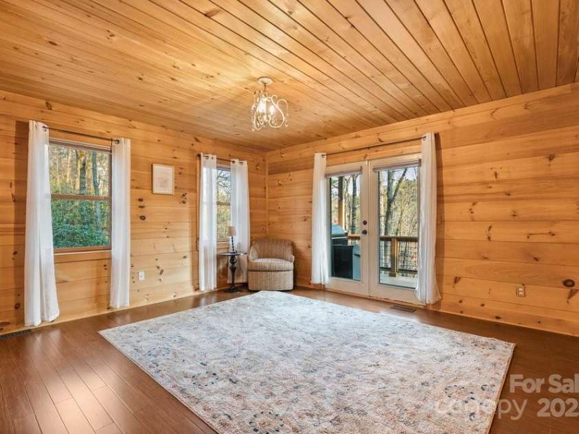 502 CALEDONIA Loop, Landrum, SC 29356.  MLS# CAR4246247, YatesRealty ID 232. 