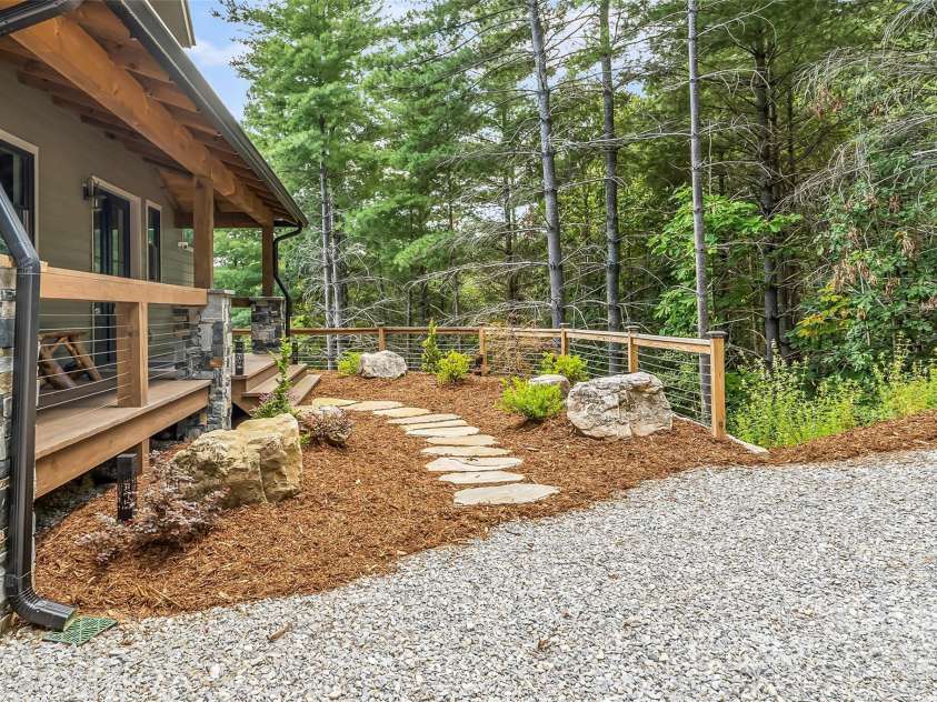 264 Porters Way, Marion, NC 28752.  MLS# CAR4306026, YatesRealty ID 2320. 