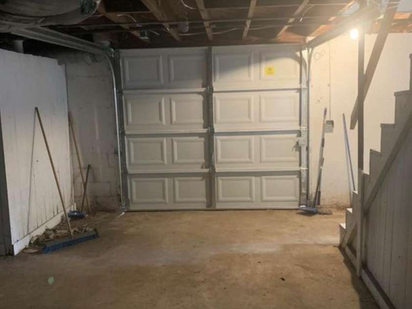907 Maple Avenue, Salisbury, NC 28144.  MLS# CAR4403303, YatesRealty ID 23201. 