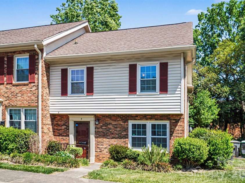 1236 Archdale Drive, Charlotte, NC 28217.  MLS# CAR4371418, YatesRealty ID 23203. 