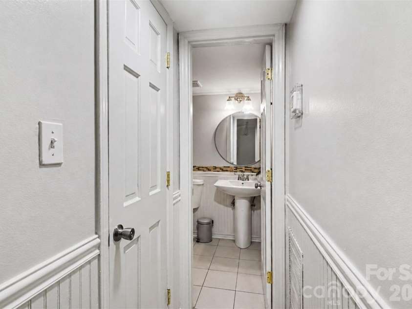 1236 Archdale Drive, Charlotte, NC 28217.  MLS# CAR4371418, YatesRealty ID 23203. Half a bathroom on main