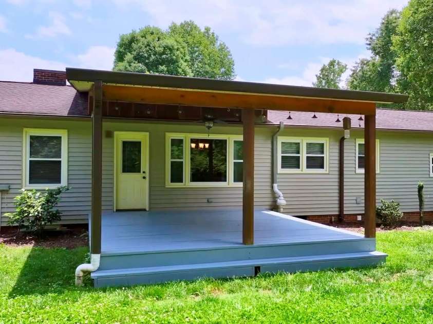 4897 Calico Road, Lenoir, NC 28645.  MLS# CAR4248024, YatesRealty ID 23204. 