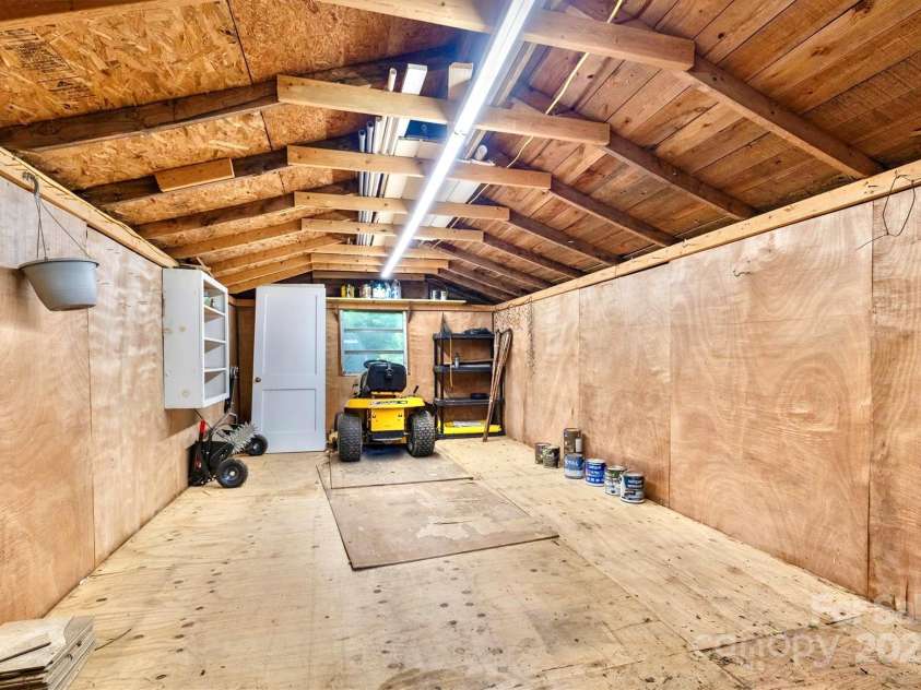 4897 Calico Road, Lenoir, NC 28645.  MLS# CAR4248024, YatesRealty ID 23204. 