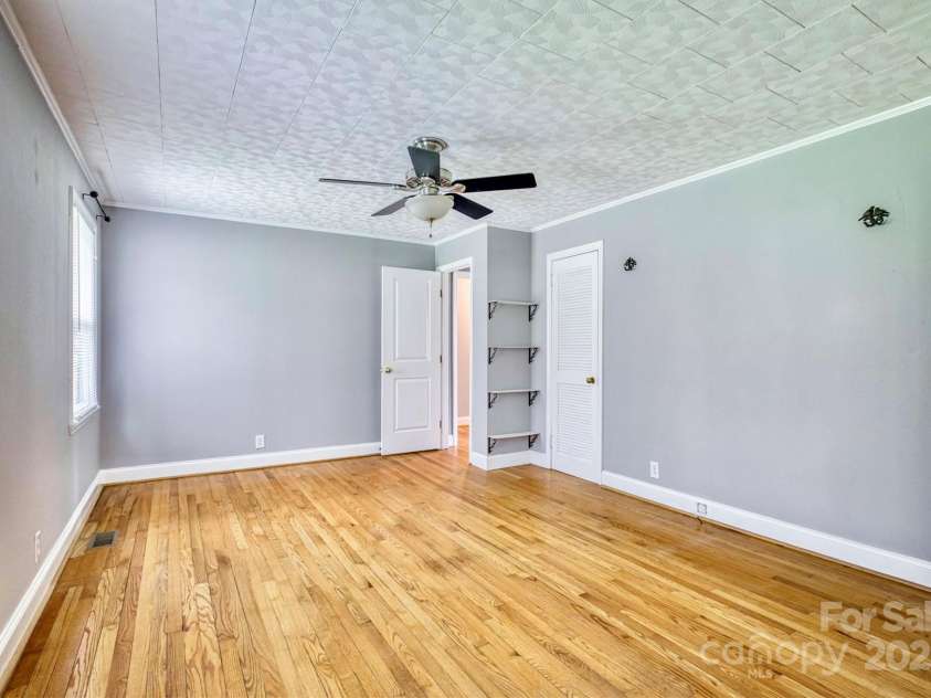 4897 Calico Road, Lenoir, NC 28645.  MLS# CAR4248024, YatesRealty ID 23204. 