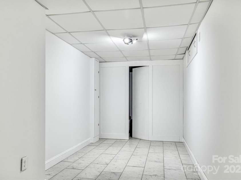 4897 Calico Road, Lenoir, NC 28645.  MLS# CAR4248024, YatesRealty ID 23204. 