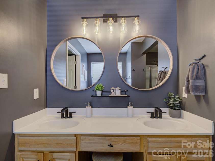 9828 Caldwell Depot Road, Cornelius, NC 28031.  MLS# CAR4378028, YatesRealty ID 23204. 