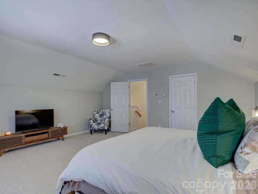 9828 Caldwell Depot Road, Cornelius, NC 28031.  MLS# CAR4378028, YatesRealty ID 23204. 