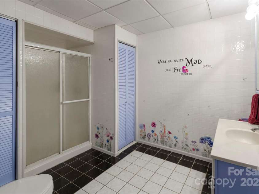 720 Potneck Road, Salisbury, NC 28147.  MLS# CAR4270437, YatesRealty ID 23205. Basement full bathroom