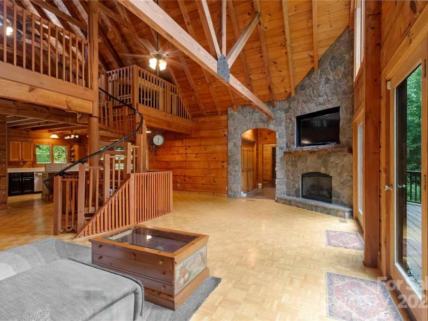 720 Potneck Road, Salisbury, NC 28147.  MLS# CAR4270437, YatesRealty ID 23205. Great room