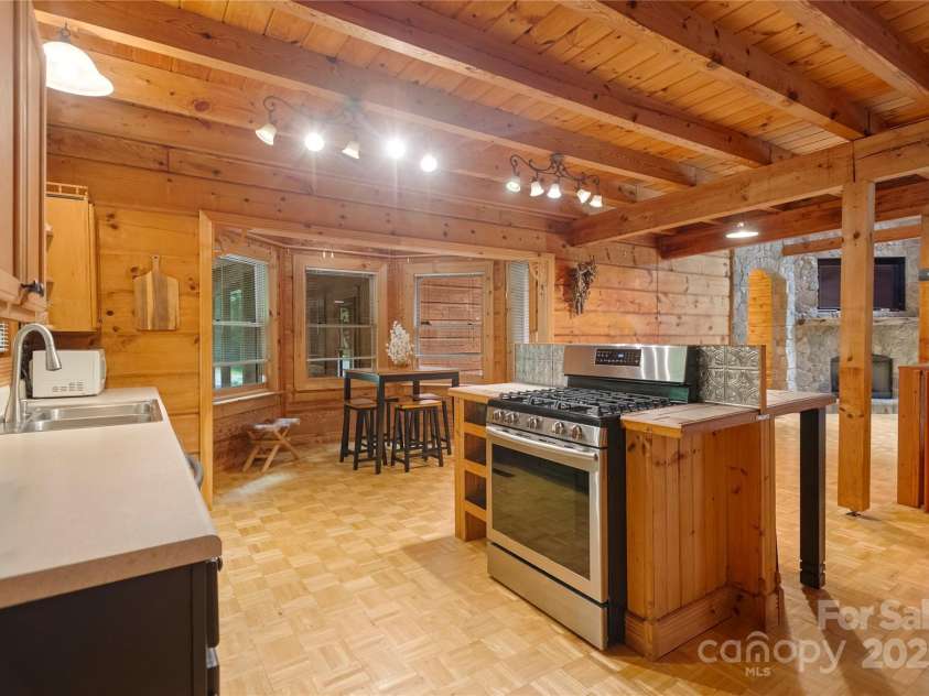 720 Potneck Road, Salisbury, NC 28147.  MLS# CAR4270437, YatesRealty ID 23205. Kitchen