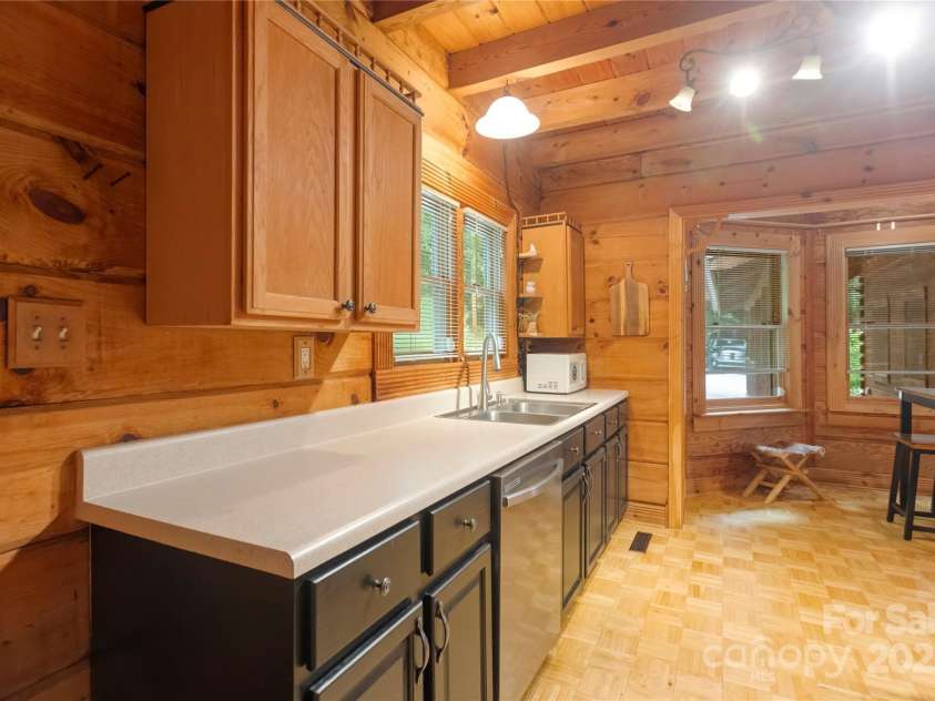 720 Potneck Road, Salisbury, NC 28147.  MLS# CAR4270437, YatesRealty ID 23205. Kitchen