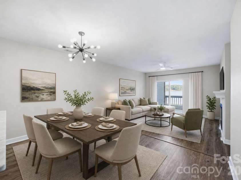 913 Southwest Drive, Davidson, NC 28036.  MLS# CAR4380934, YatesRealty ID 23205. VIRTUALLY STAGED