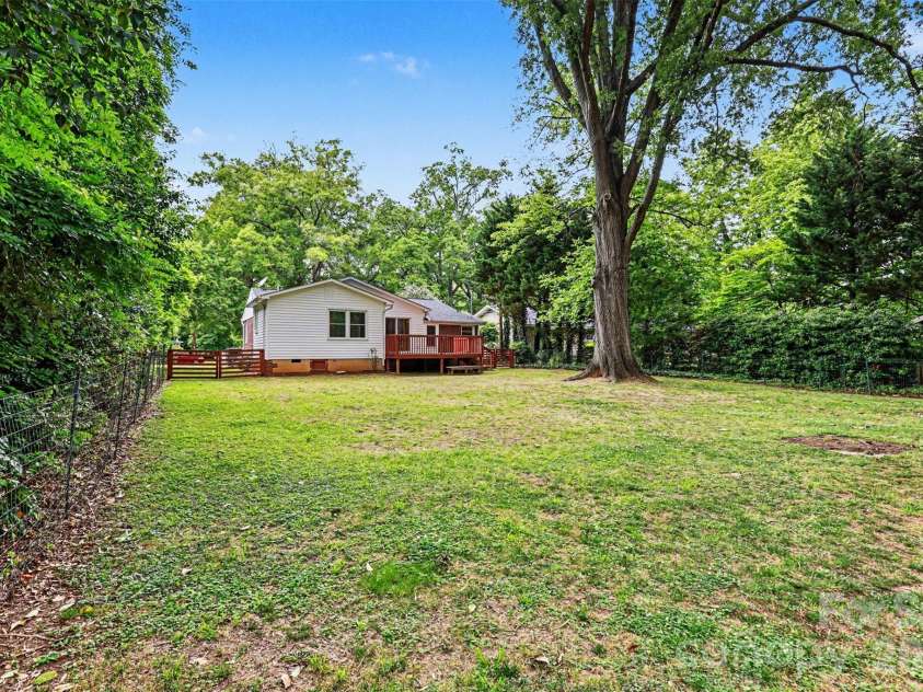 20 Wright Avenue, York, SC 29745.  MLS# CAR4377037, YatesRealty ID 23207. 