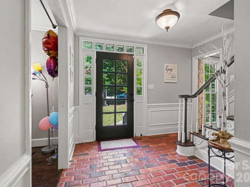 5812 Camelot Drive, Charlotte, NC 28270.  MLS# CAR4382129, YatesRealty ID 23208. 