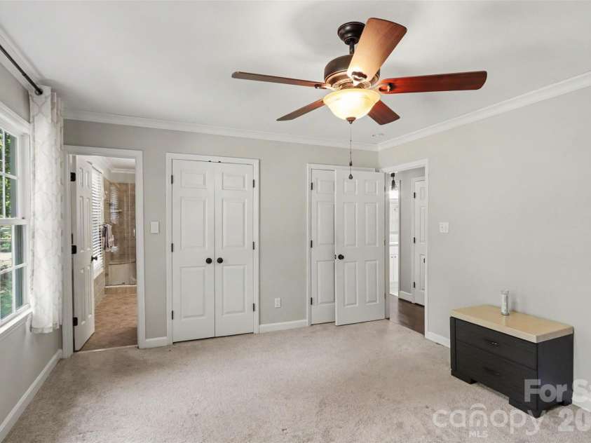 5812 Camelot Drive, Charlotte, NC 28270.  MLS# CAR4382129, YatesRealty ID 23208. 