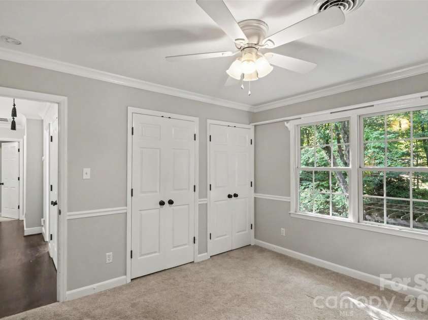 5812 Camelot Drive, Charlotte, NC 28270.  MLS# CAR4382129, YatesRealty ID 23208. 