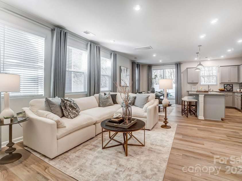 624 Cassidy Court, Clover, SC 29710.  MLS# CAR4218947, YatesRealty ID 23208. 