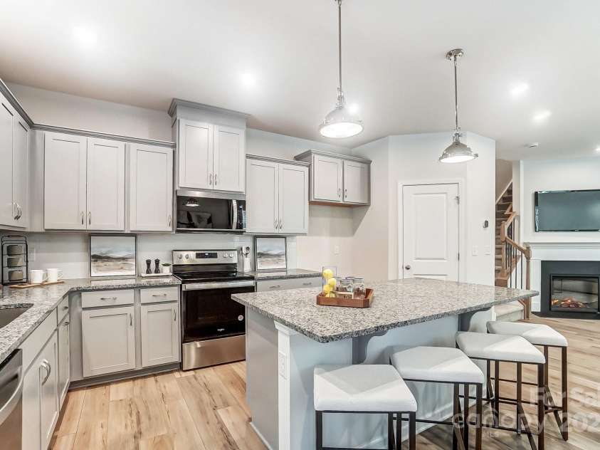 624 Cassidy Court, Clover, SC 29710.  MLS# CAR4218947, YatesRealty ID 23208. 