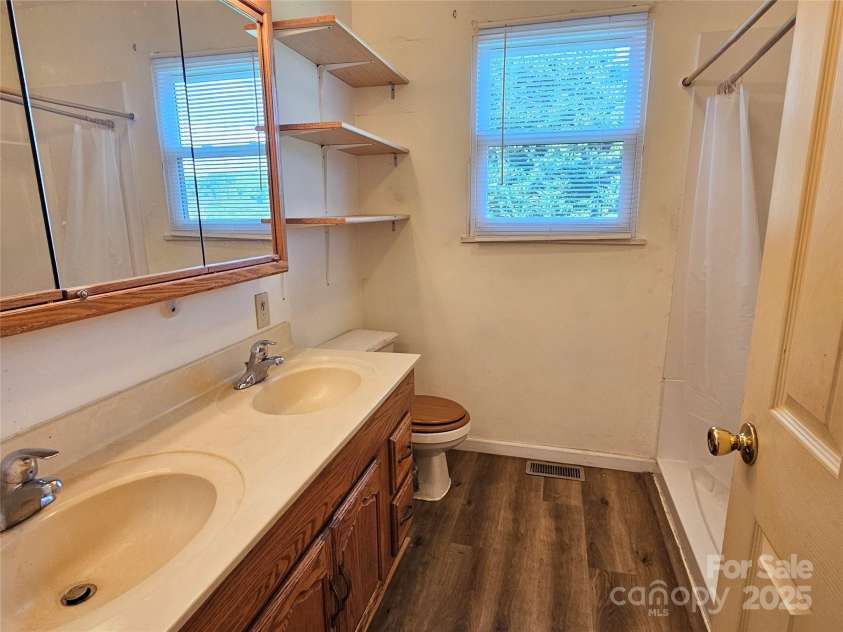 1982 Conley Road, Morganton, NC 28655.  MLS# CAR4275610, YatesRealty ID 23209. 