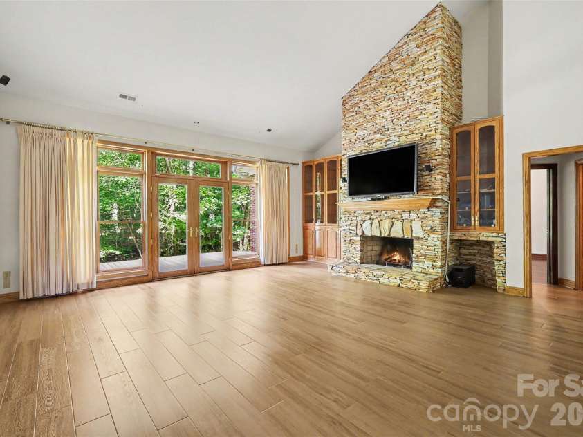 253 Highway 161 None, Clover, SC 29710.  MLS# CAR4383330, YatesRealty ID 23209. 