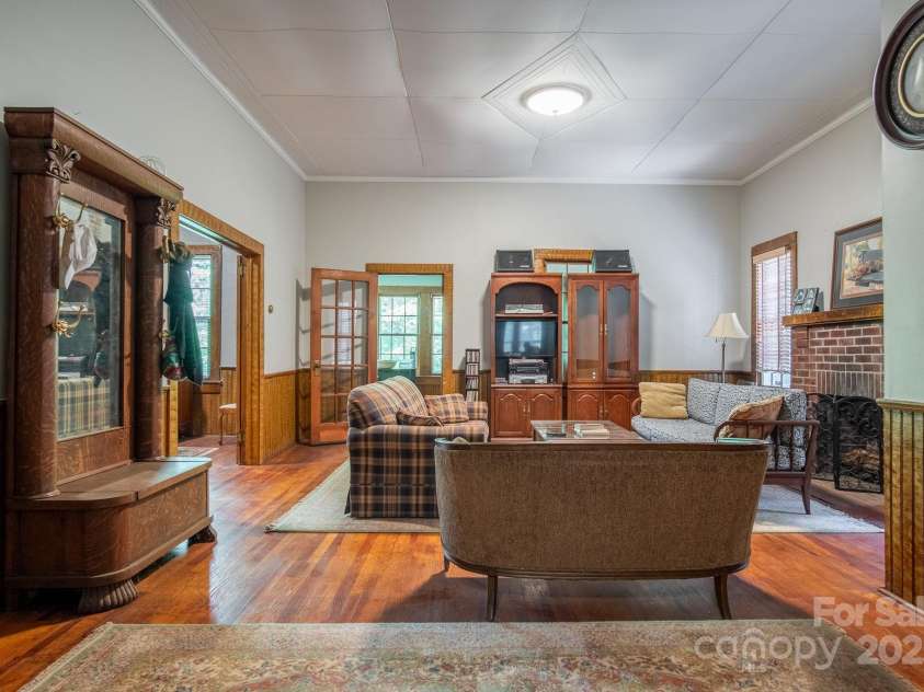 109 Fulton Street, Kings Mountain, NC 28086.  MLS# CAR4289026, YatesRealty ID 2321. Living Room - Fulton St