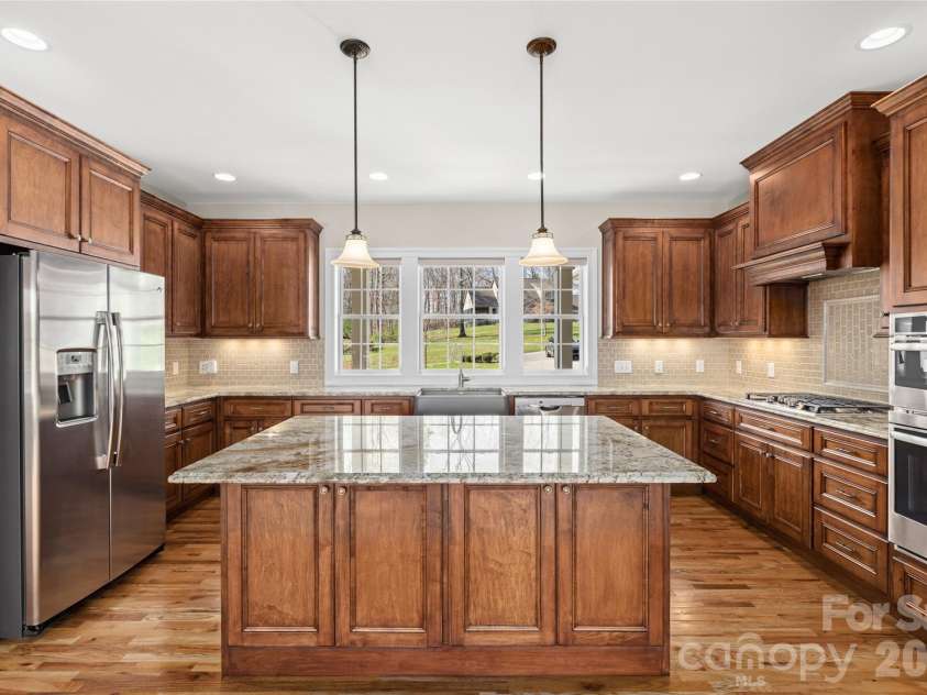 490 Mapleton Lane, Columbus, NC 28722.  MLS# CAR4346463, YatesRealty ID 2321. 