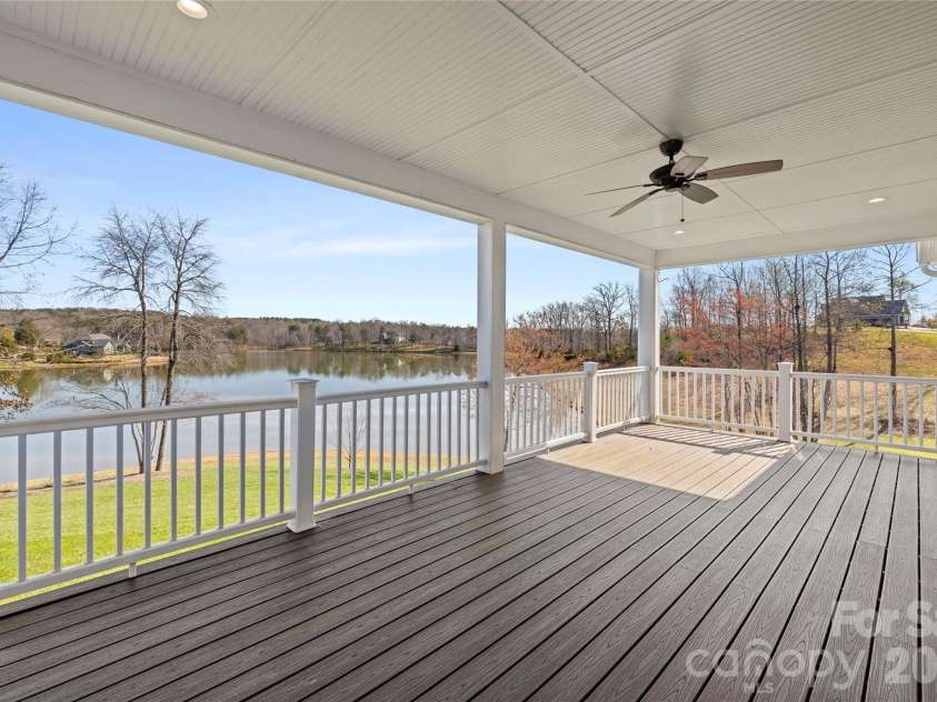 490 Mapleton Lane, Columbus, NC 28722.  MLS# CAR4346463, YatesRealty ID 2321. 