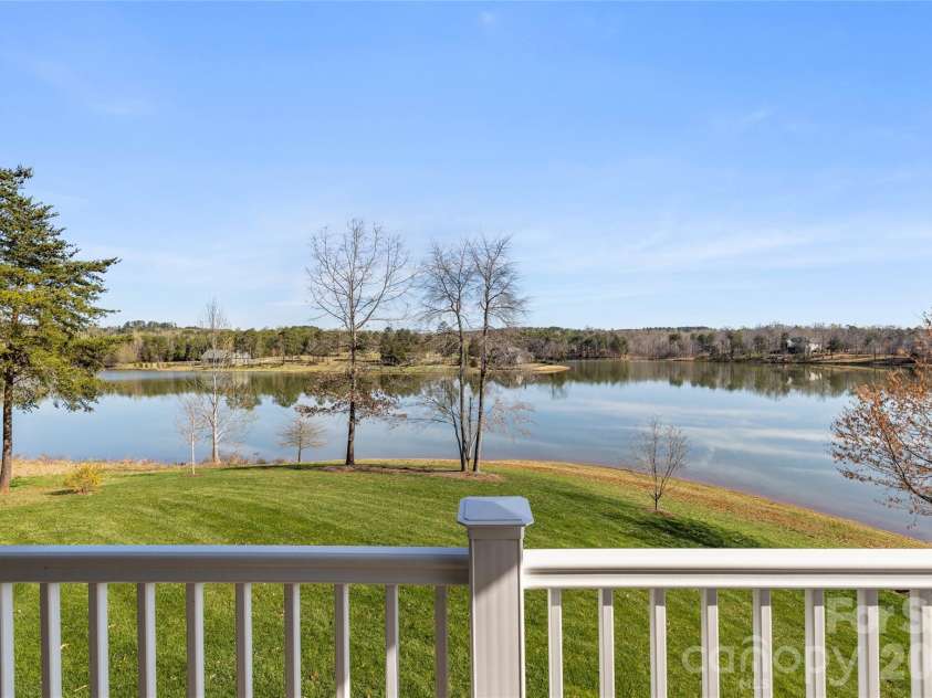 490 Mapleton Lane, Columbus, NC 28722.  MLS# CAR4346463, YatesRealty ID 2321. 