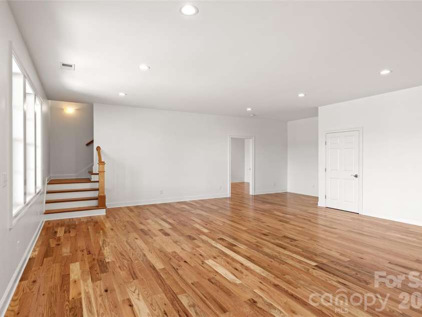 490 Mapleton Lane, Columbus, NC 28722.  MLS# CAR4346463, YatesRealty ID 2321. 