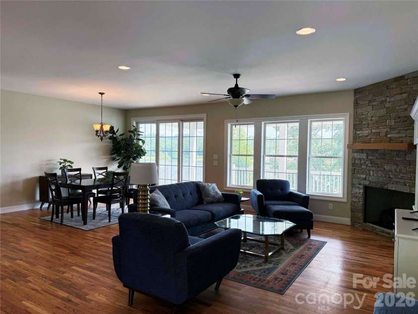490 Mapleton Lane, Columbus, NC 28722.  MLS# CAR4346463, YatesRealty ID 2321. 