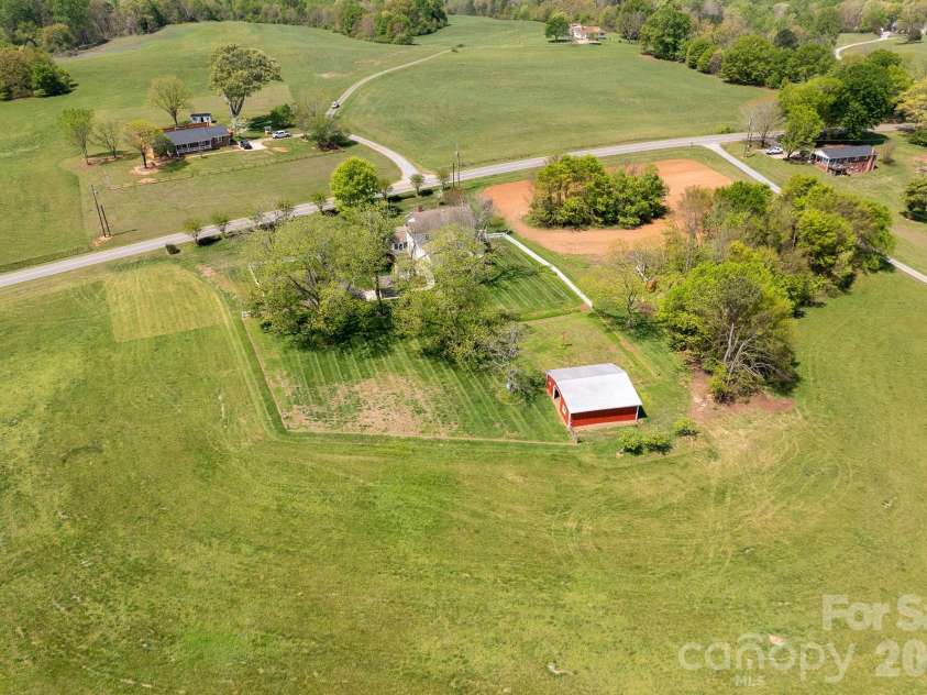 2022 Chatfield Road, Shelby, NC 28150.  MLS# CAR4368716, YatesRealty ID 23210. 