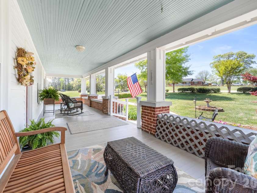 2022 Chatfield Road, Shelby, NC 28150.  MLS# CAR4368716, YatesRealty ID 23210. 