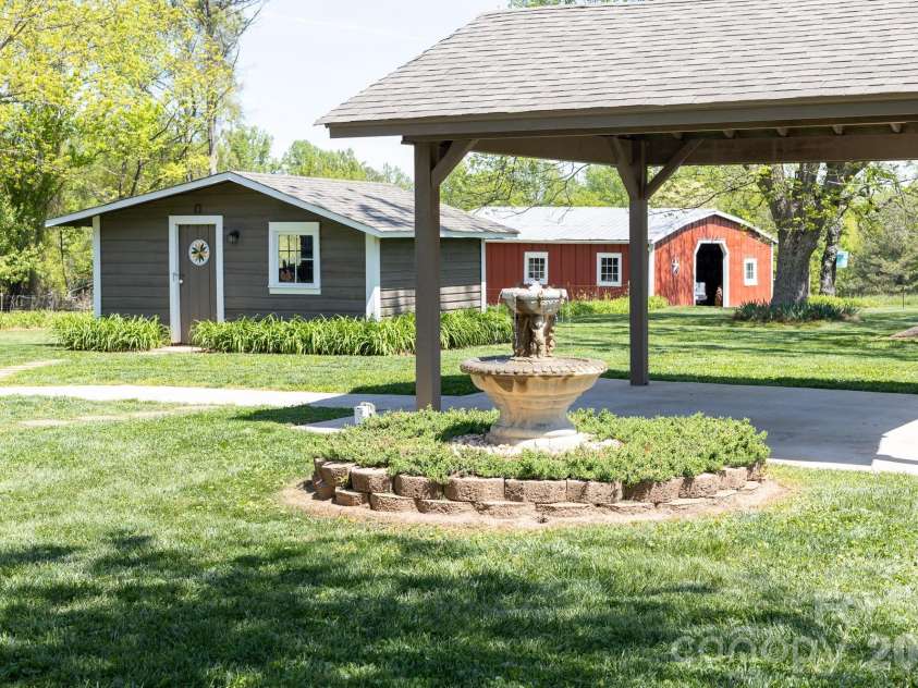 2022 Chatfield Road, Shelby, NC 28150.  MLS# CAR4368716, YatesRealty ID 23210. 