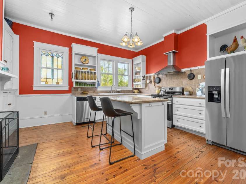 2022 Chatfield Road, Shelby, NC 28150.  MLS# CAR4368716, YatesRealty ID 23210. 