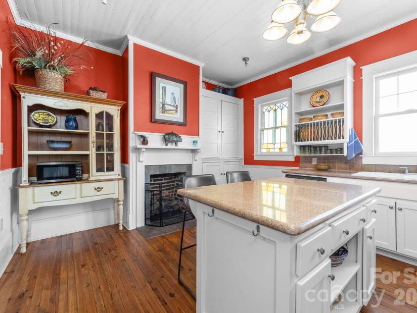 2022 Chatfield Road, Shelby, NC 28150.  MLS# CAR4368716, YatesRealty ID 23210. 