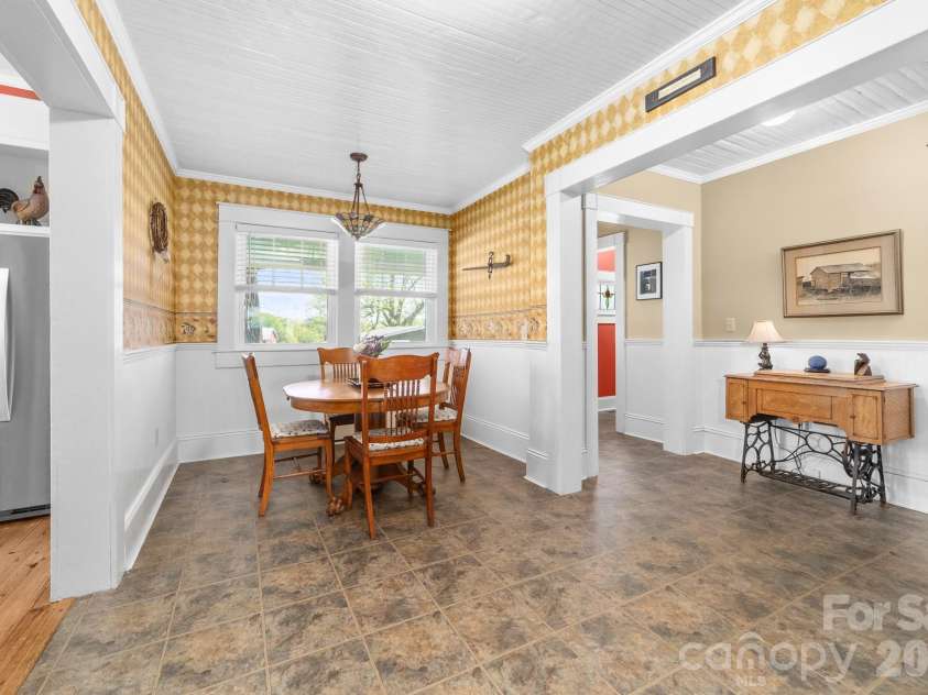 2022 Chatfield Road, Shelby, NC 28150.  MLS# CAR4368716, YatesRealty ID 23210. 