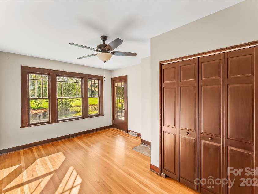 2523 Kool Park Road, Hickory, NC 28601.  MLS# CAR4186290, YatesRealty ID 23210. 