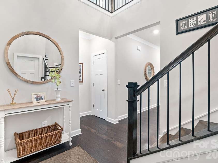 432 Hudson Place, Davidson, NC 28036.  MLS# CAR4377249, YatesRealty ID 23211. 