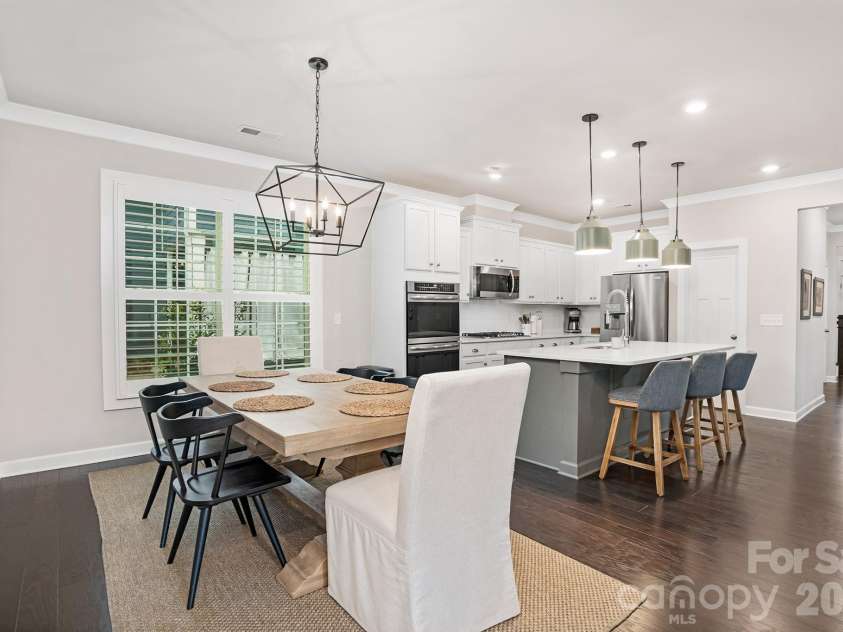 432 Hudson Place, Davidson, NC 28036.  MLS# CAR4377249, YatesRealty ID 23211. 