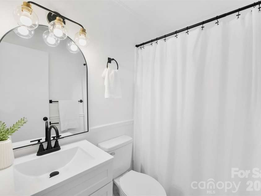 3811 Little Mountain Road, Gastonia, NC 28056.  MLS# CAR4376838, YatesRealty ID 23212. 