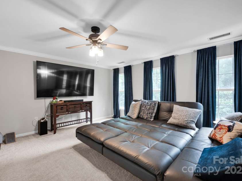 12416 Kane Alexander Drive, Huntersville, NC 28078.  MLS# CAR4258818, YatesRealty ID 23214. 