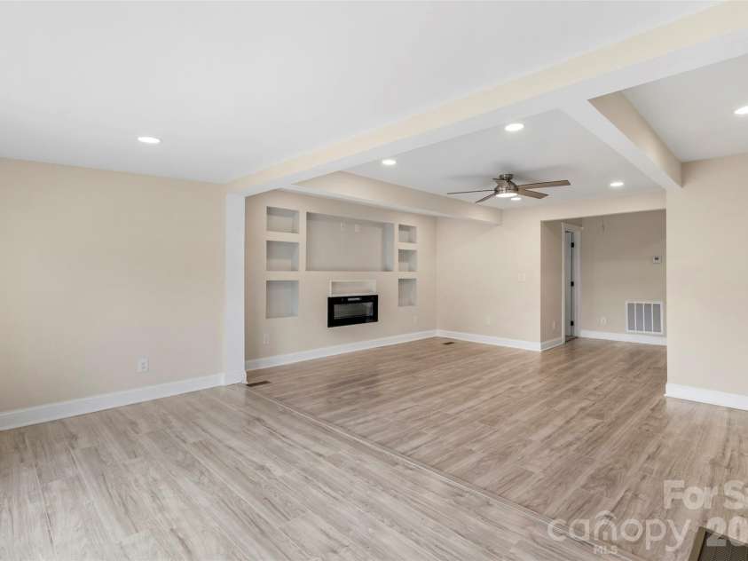 2480 Artz Road, Salisbury, NC 28146.  MLS# CAR4376858, YatesRealty ID 23214. 