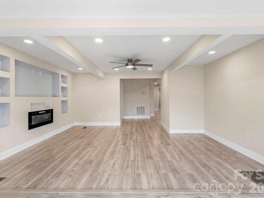 2480 Artz Road, Salisbury, NC 28146.  MLS# CAR4376858, YatesRealty ID 23214. 