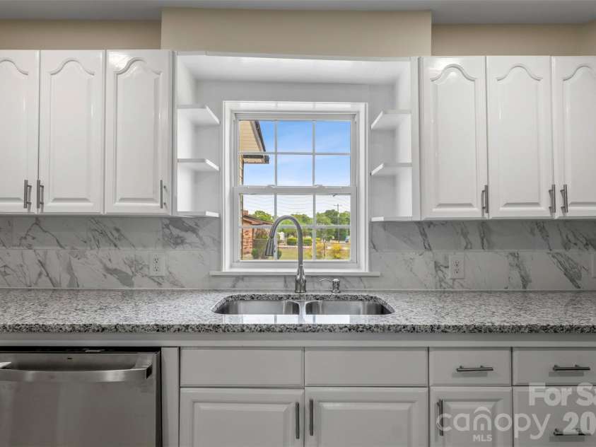 2480 Artz Road, Salisbury, NC 28146.  MLS# CAR4376858, YatesRealty ID 23214. 