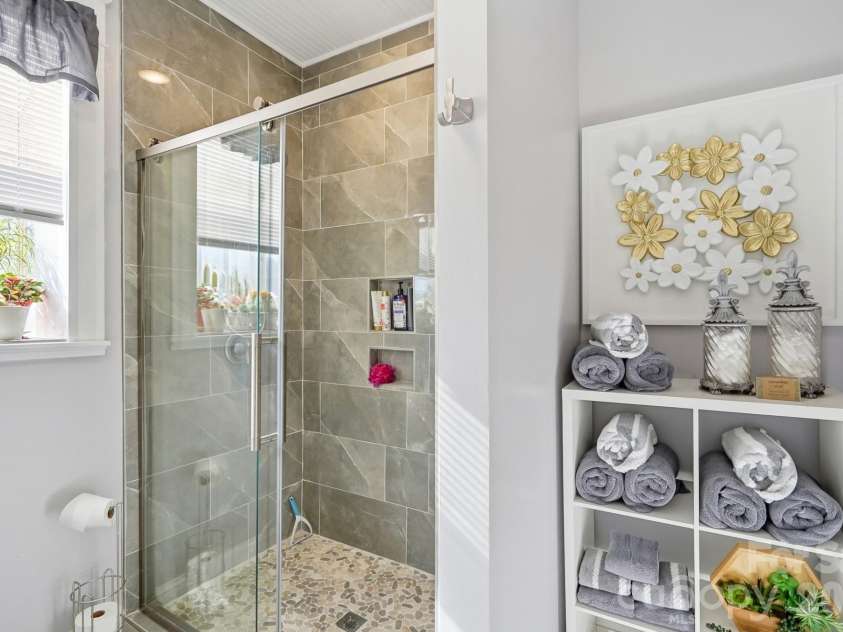 1103 Franklin Street, Monroe, NC 28112.  MLS# CAR4328672, YatesRealty ID 23215. 2nd Full Bathroom