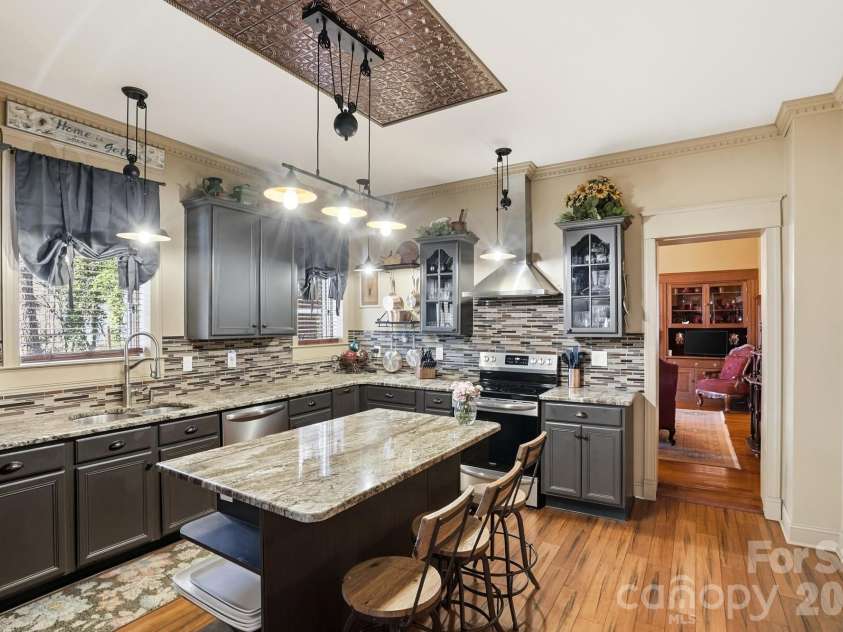1103 Franklin Street, Monroe, NC 28112.  MLS# CAR4328672, YatesRealty ID 23215. Chef's Dream Kitchen