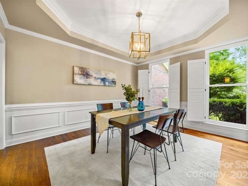 21621 Crown Lake Drive, Cornelius, NC 28031.  MLS# CAR4265644, YatesRealty ID 23215. 