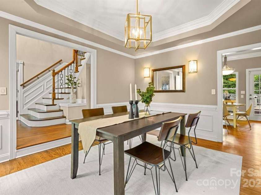 21621 Crown Lake Drive, Cornelius, NC 28031.  MLS# CAR4265644, YatesRealty ID 23215. 