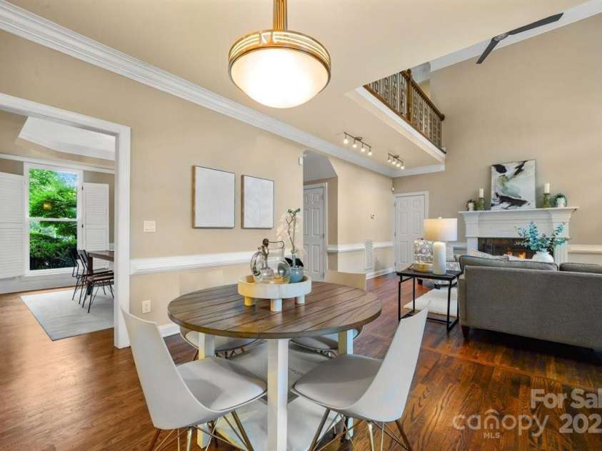 21621 Crown Lake Drive, Cornelius, NC 28031.  MLS# CAR4265644, YatesRealty ID 23215. 